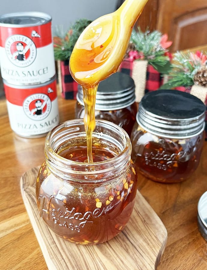 Chili Garlic Hot Honey (Gift Idea For Pizza Lovers)